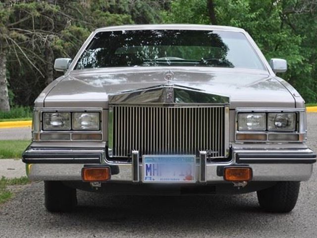 1983 Cadillac Seville Base, Beige, Front Wheel