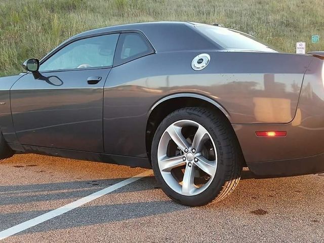 2015 Dodge Challenger R/T, Granite Crystal Metallic Clear Coat (Gray), Rear Wheel