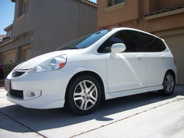 2007 Honda Fit Sport, Taffeta White (White), Front Wheel