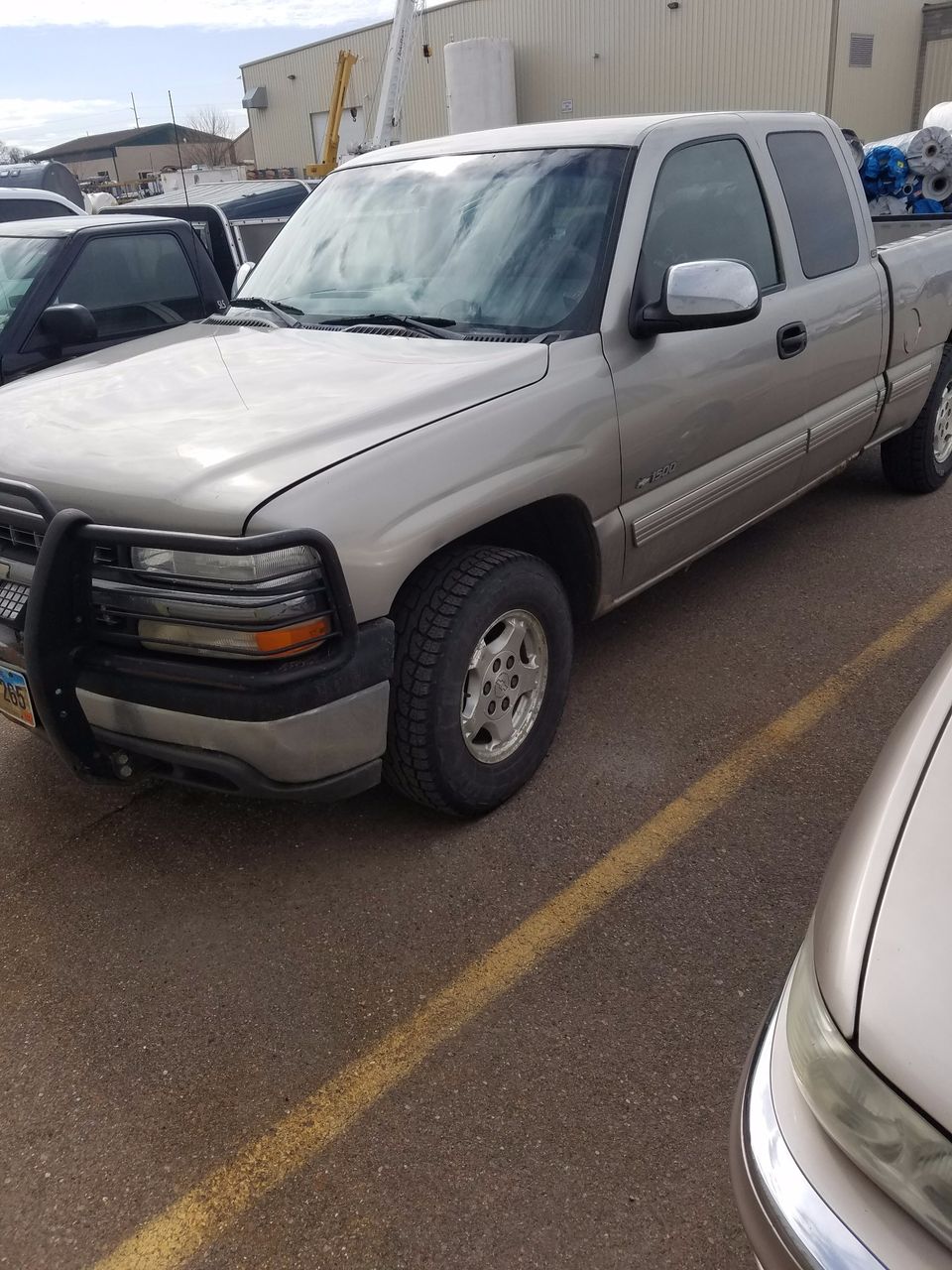 2000 Chevrolet Silverado 1500 | Sioux Falls, SD, Light Pewter Metallic (Gray)