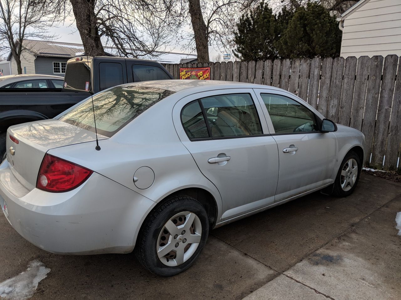 2006 Chevrolet Cobalt LS | Larchwood, IA, Ultra Silver Metallic (Silver), Front Wheel