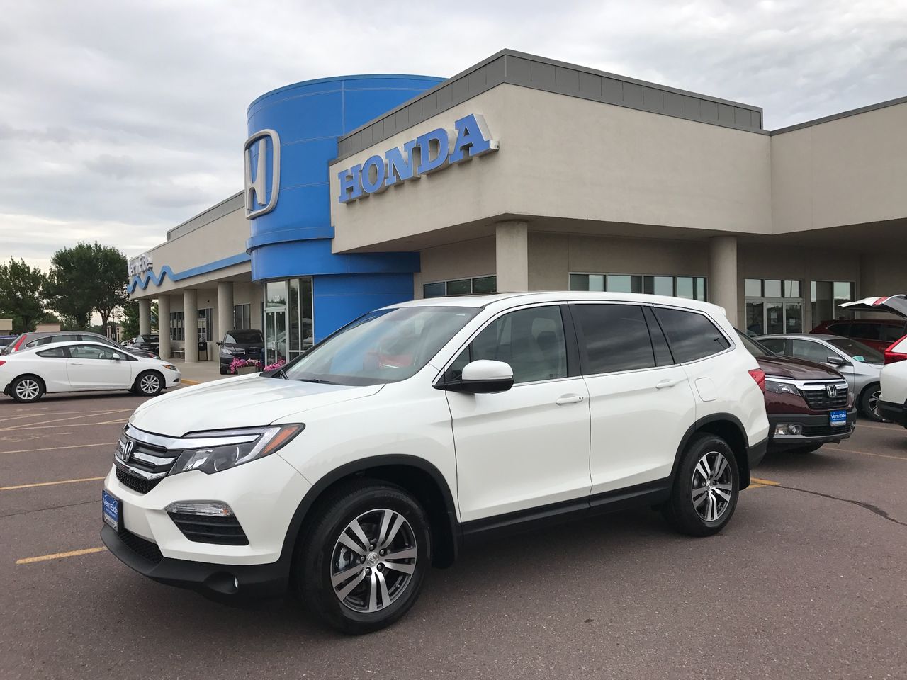 2017 Honda Pilot EX-L | Sioux Falls, SD, White Diamond Pearl (White), All Wheel