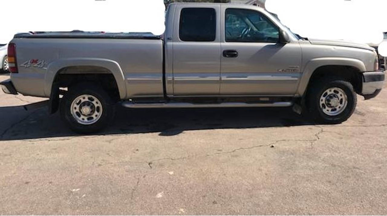 2005 Chevrolet Silverado 2500HD Classic LS | Omaha, NE, Silver