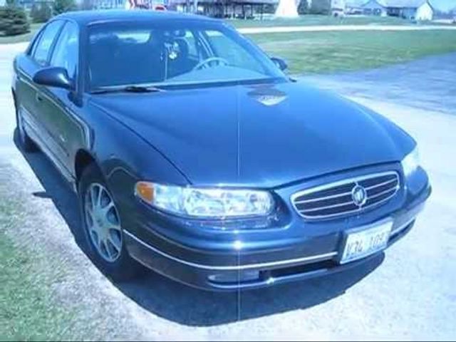 2002 Buick Regal LS, Midnight Blue Pearl (Blue), Front Wheel