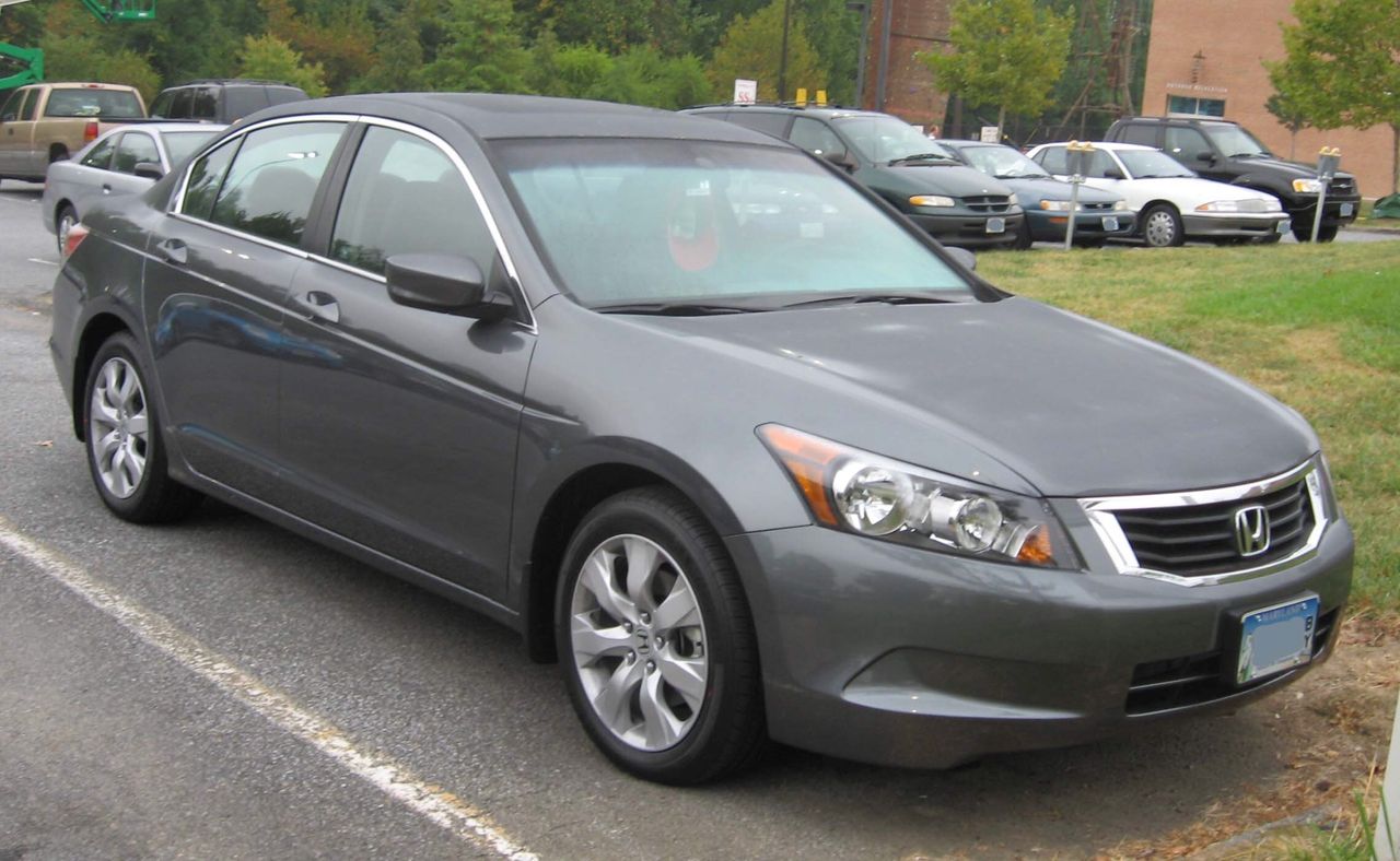2008 Honda Accord | Sioux Falls, SD, Polished Metal Metallic (Gray), Front Wheel