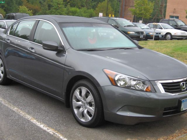 2008 Honda Accord, Polished Metal Metallic (Gray), Front Wheel