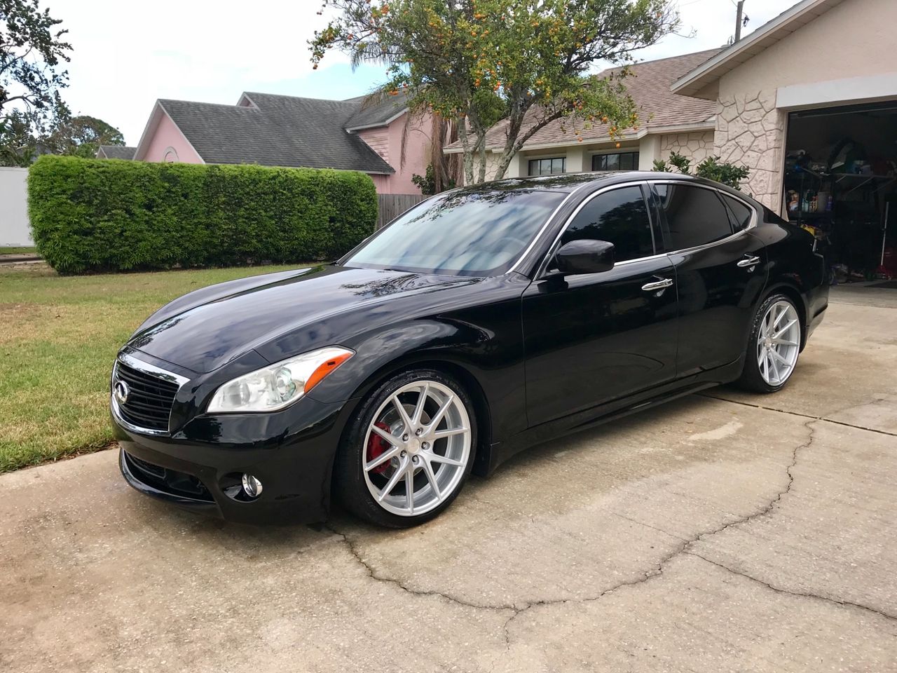 2011 INFINITI M56 Base | Rockledge, FL, Black Obsidian (Black), Rear Wheel