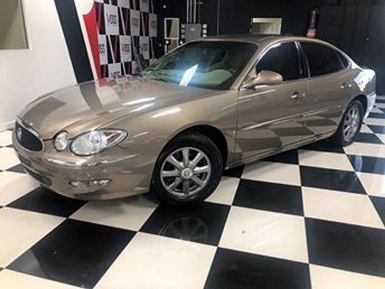 2006 Buick Lucerne | Sioux Falls, SD, Sandstone Metallic (Brown & Beige), Front Wheel