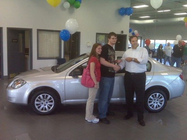 2009 Chevrolet Cobalt LS, Silver Ice Metallic (Silver), Front Wheel