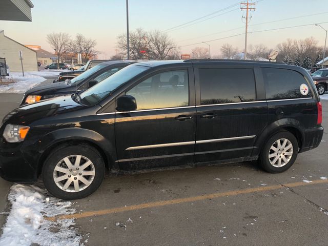 2014 Chrysler Town and Country Touring, Brilliant Black Crystal Pearl Coat (Black), Front Wheel