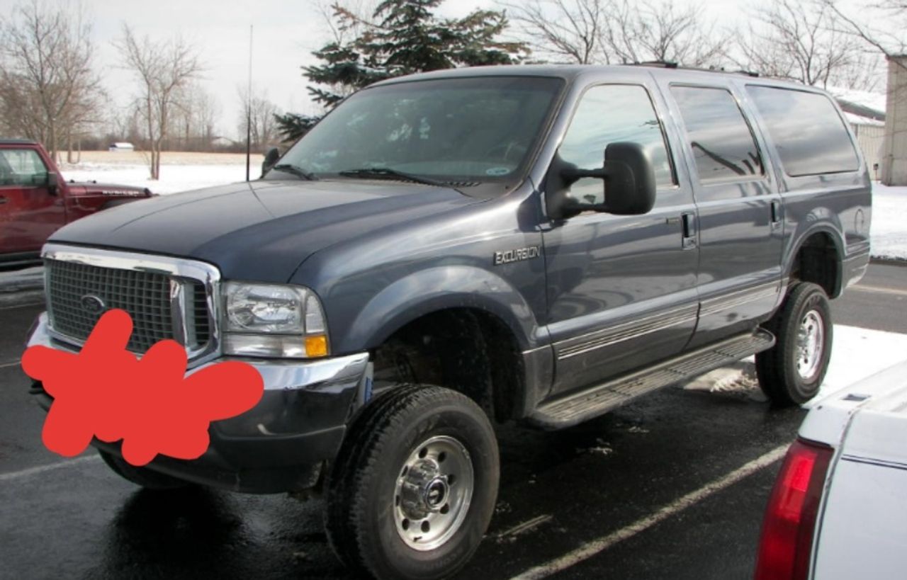 2013 Ford Excursion | Sioux Falls, SD, Blue