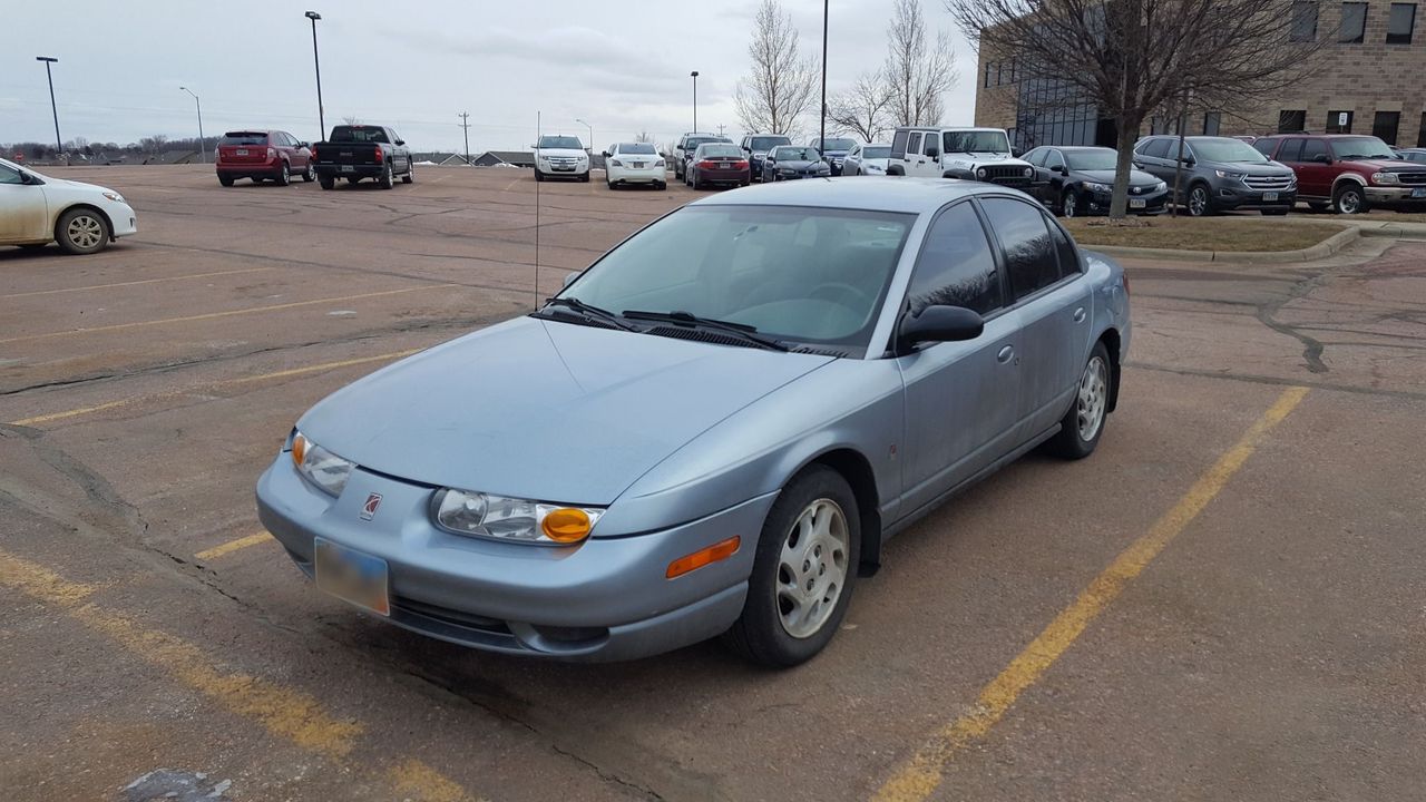 2002 Saturn L-Series | Sioux Falls, SD, Medium Blue (Blue), Front Wheel