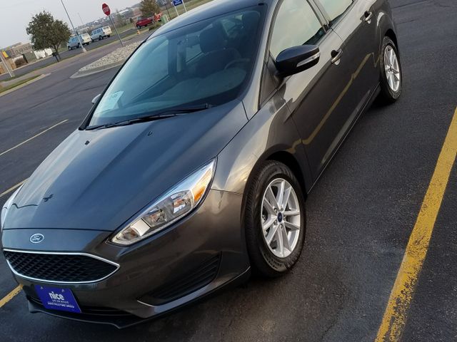 2018 Ford Focus SE, Magnetic (Gray), Front Wheel