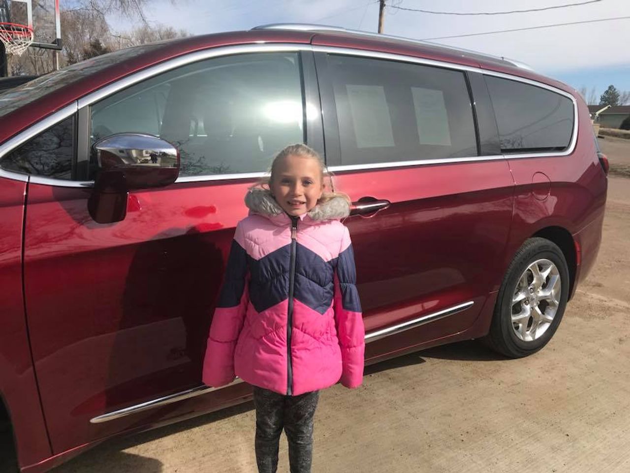 2017 Chrysler Pacifica | Chamberlain, SD, Velvet Red Pearl Coat (Red & Orange), Front Wheel