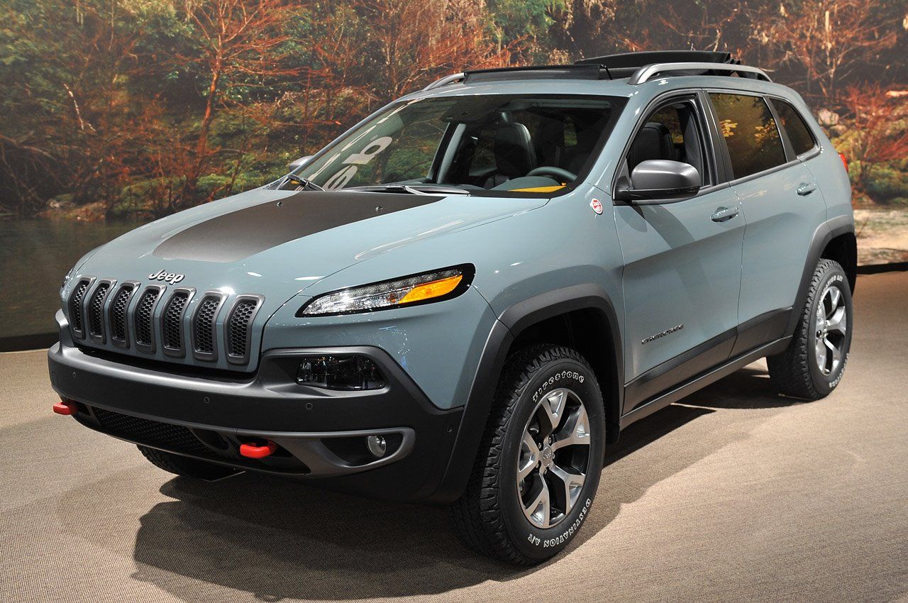 2015 Jeep Cherokee Trailhawk | Brookings, SD, Anvil Clear Coat (Gray), 4x4