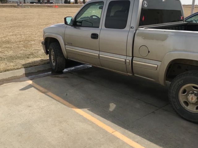 2001 Chevrolet C/K 2500 Series, Tan