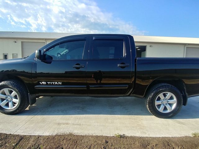 2012 Nissan Titan SV, Galaxy Black (Black), 4x4