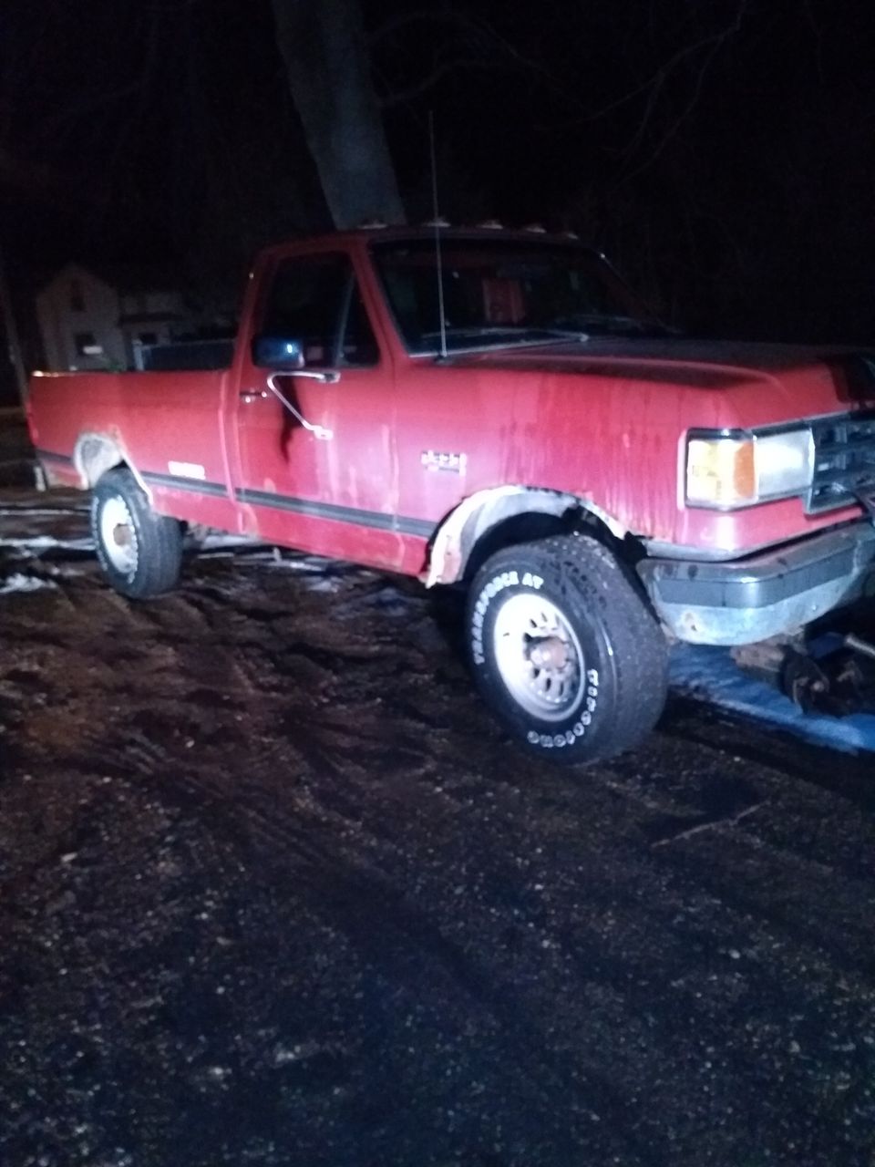 1990 Ford F-250 XLT Lariat | Hurley, SD, Red & Orange, 4 Wheel