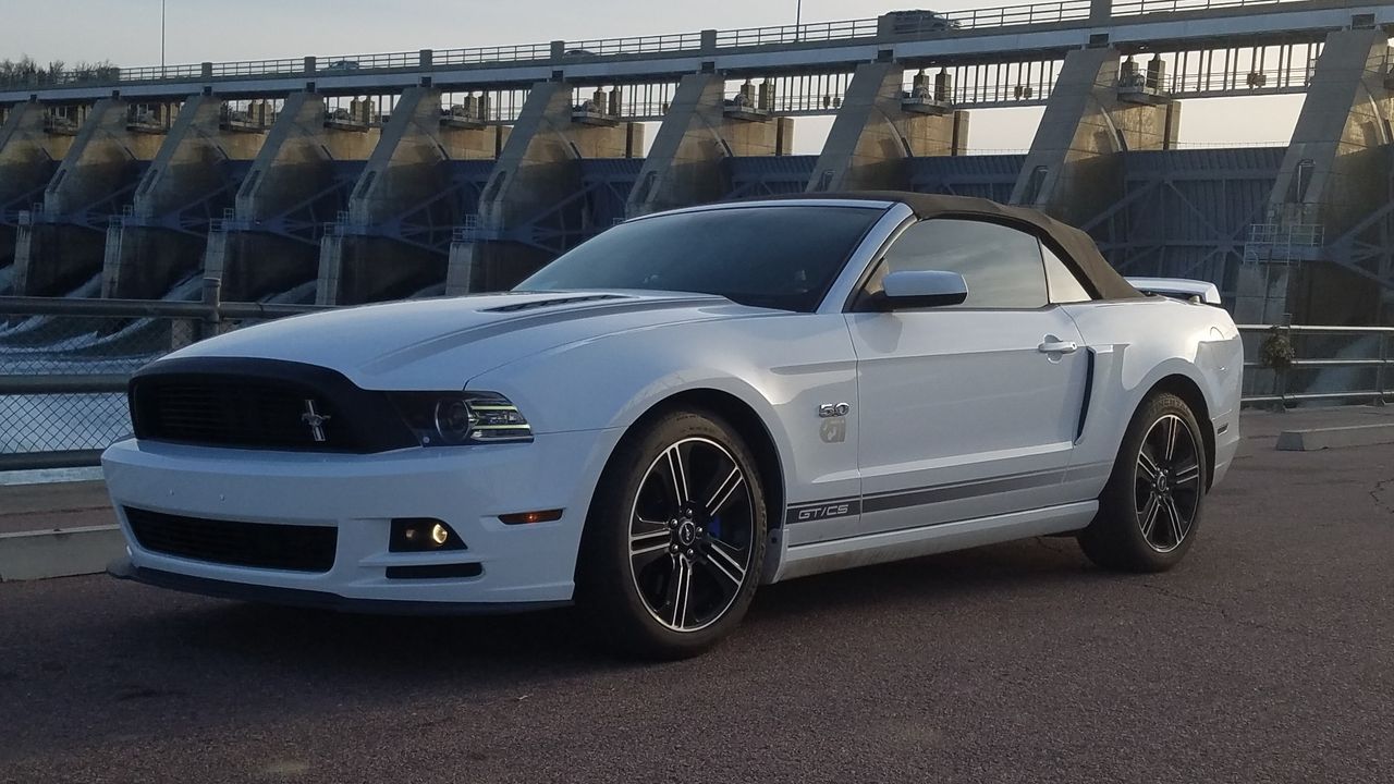 2014 Ford Mustang GT Premium | Yankton, SD, Oxford White (White), Rear Wheel