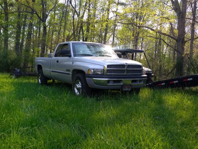 2001 Dodge Ram Pickup 2500 SLT, Black Clearcoat (Black), Rear Wheel