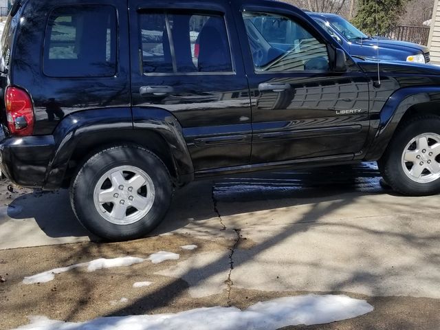 2004 Jeep Liberty Limited, Black Clearcoat (Black), 4 Wheel