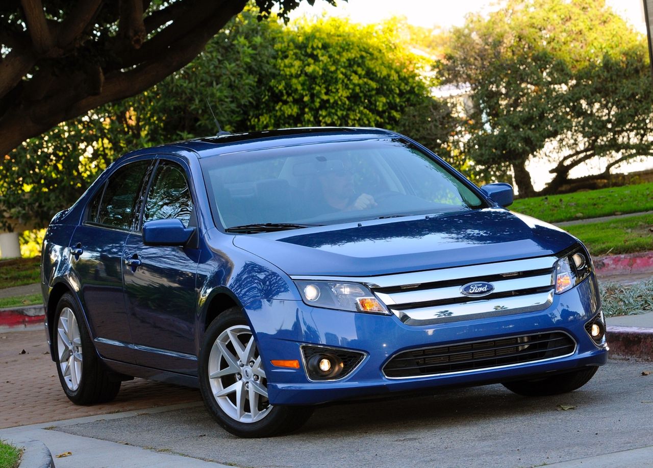 2013 Ford Fusion | Aberdeen, SD, Deep Impact Blue Metallic (Blue)