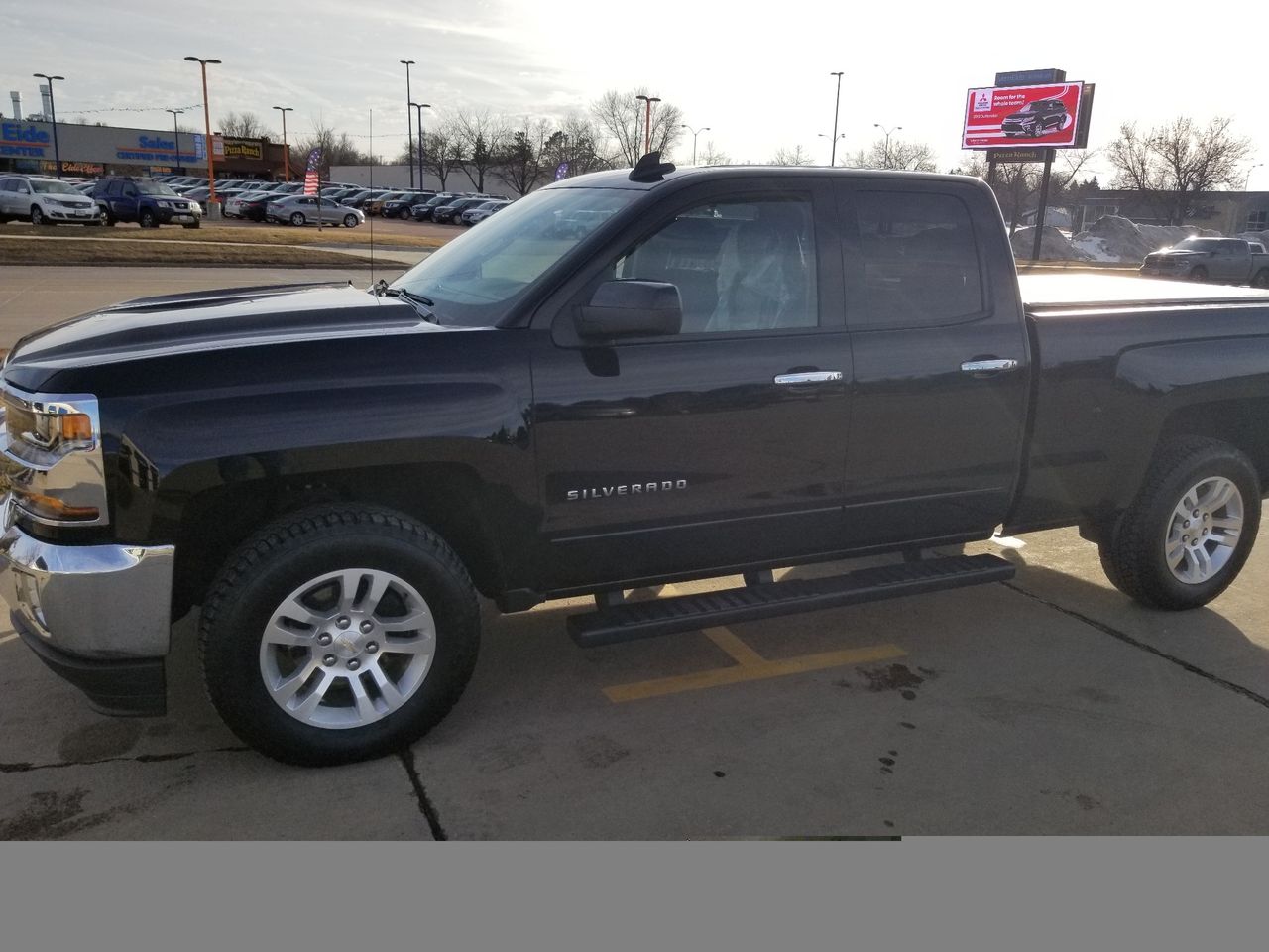 2016 Chevrolet Silverado 1500 | Sioux Falls, SD, Black (Black)