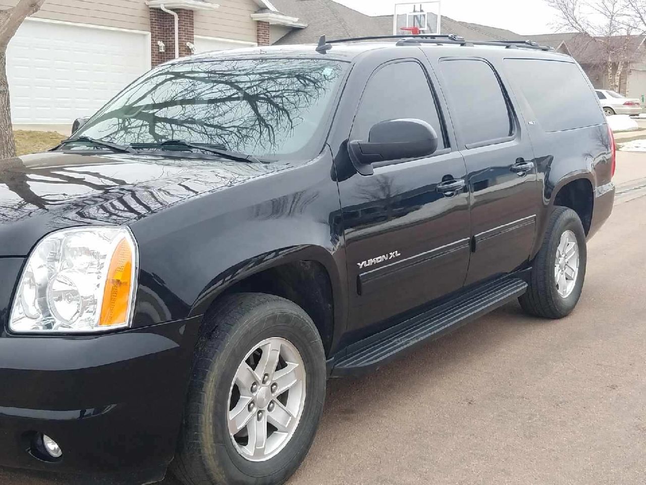 2013 GMC Yukon XL | Hartford, SD, Onyx Black (Black)