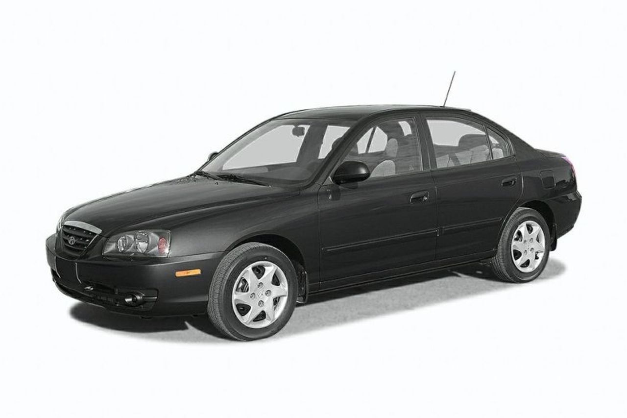 2005 Hyundai Elantra | Sioux Falls, SD, Black Obsidian (Black), Front Wheel