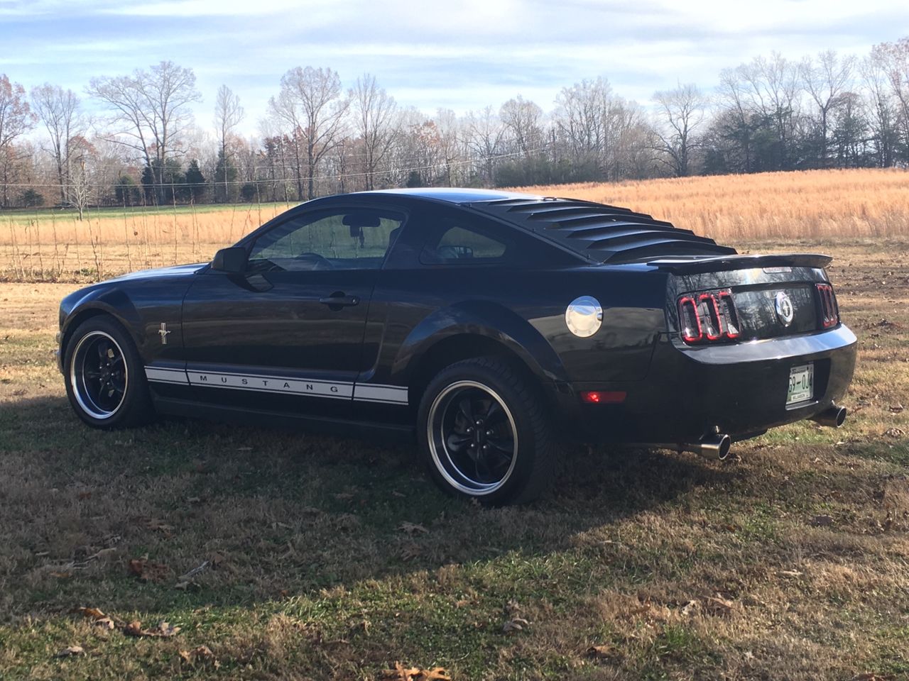 2007 Ford Mustang V6 Premium | Franklin, TN, Black Clearcoat (Black), Rear Wheel