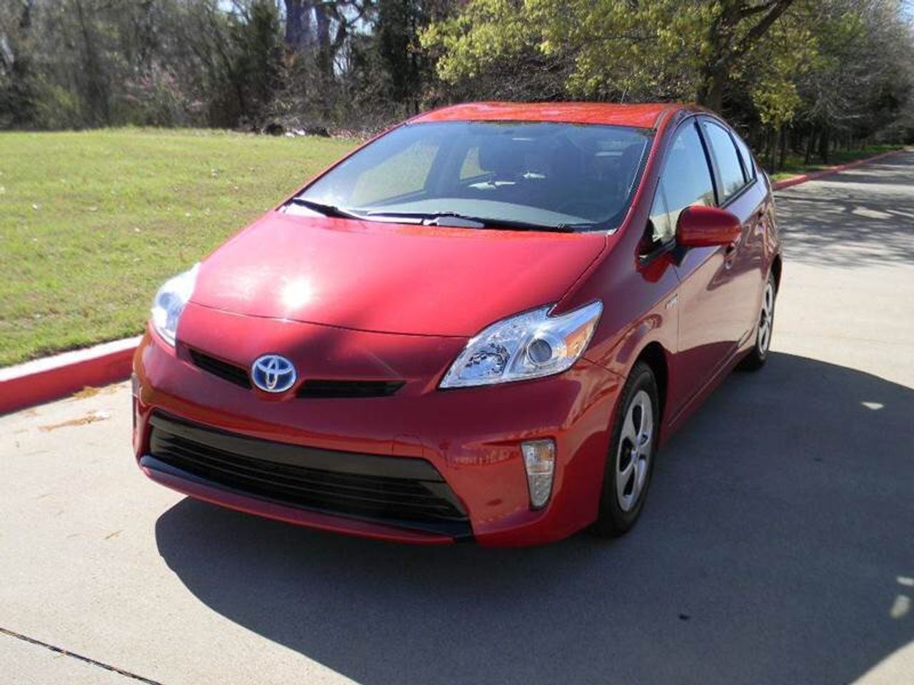 2014 Toyota Prius | Fountain City, IN, Barcelona Red Metallic (Red & Orange), Front Wheel