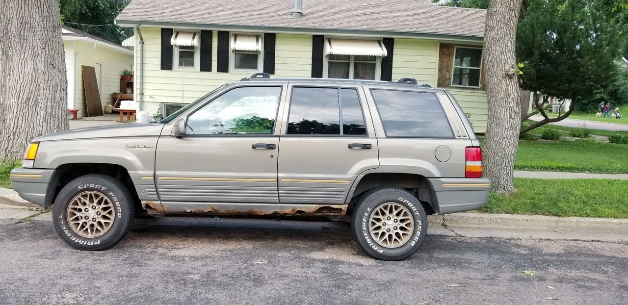 1995 Jeep Grand Cherokee | Sioux Falls, SD, 