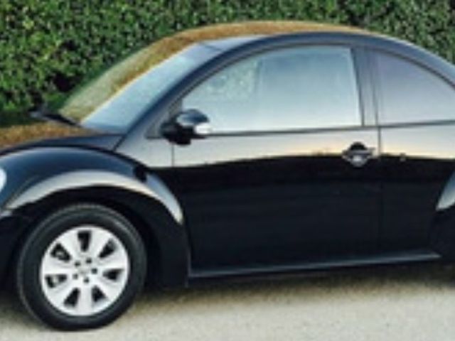 2000 Volkswagen Beetle, Black