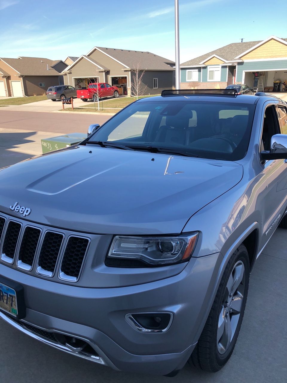2014 Jeep Grand Cherokee Overland | Worthing, SD, Billet Silver Metallic Clear Coat (Silver), 4x4
