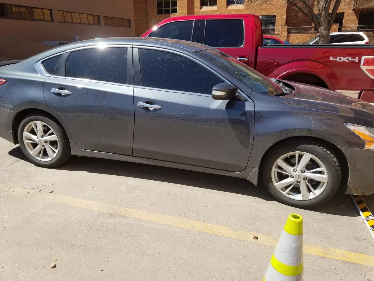 2013 Nissan Altima | Sioux Falls, SD, Metallic Slate (Gray), Front Wheel