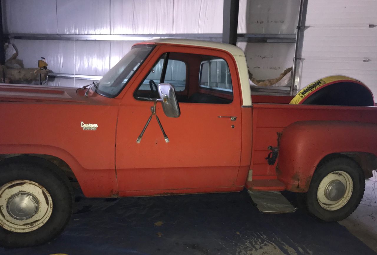 1974 Dodge D100 Pickup | Volin, SD, Orange