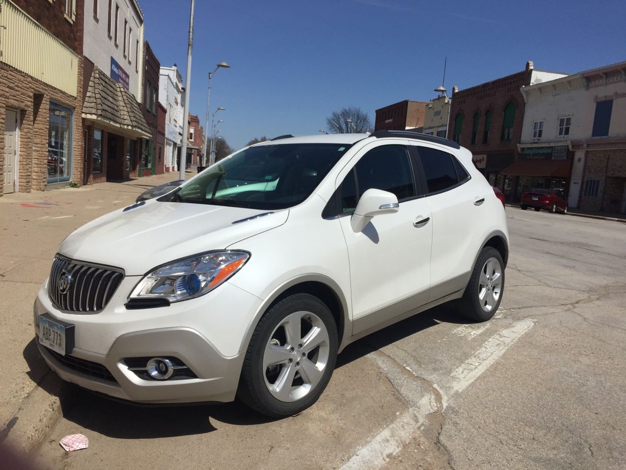 2015 Buick Encore | Hawarden, IA, White Pearl Tricoat/Satin Nickel Metallic (White)