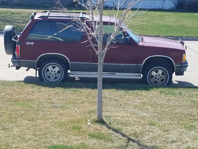 1991 GMC Jimmy Base, Victory Red (Red & Orange), 4 Wheel