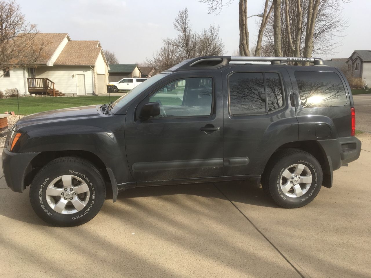 2013 Nissan Xterra S | Sioux Falls, SD, Night Armor (Gray), 4x4