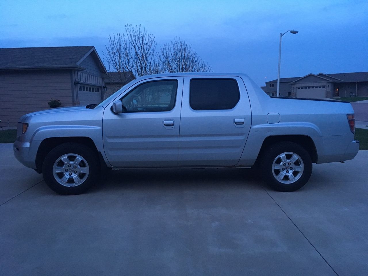 2008 Honda Ridgeline | Sioux Falls, SD, Billet Silver Metallic (Silver), 4x4